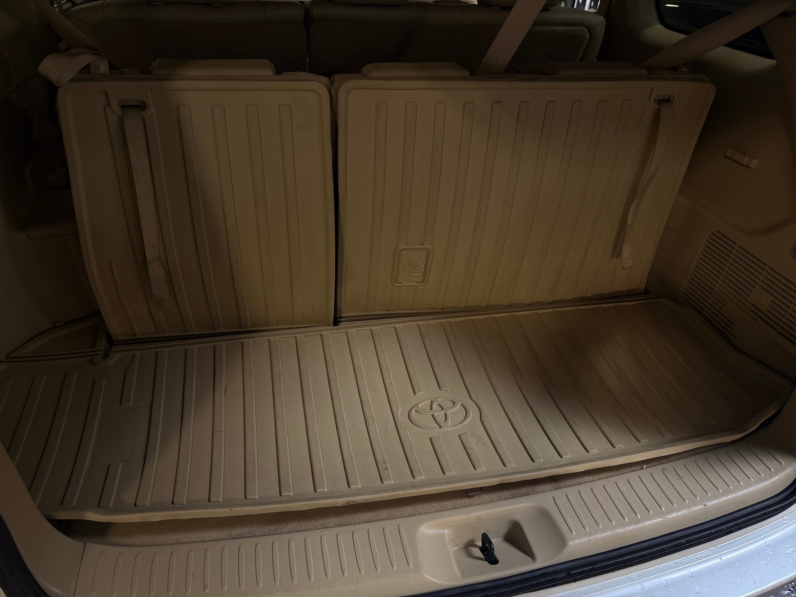 Thumbnail: 2019 Toyota Highlander - 7