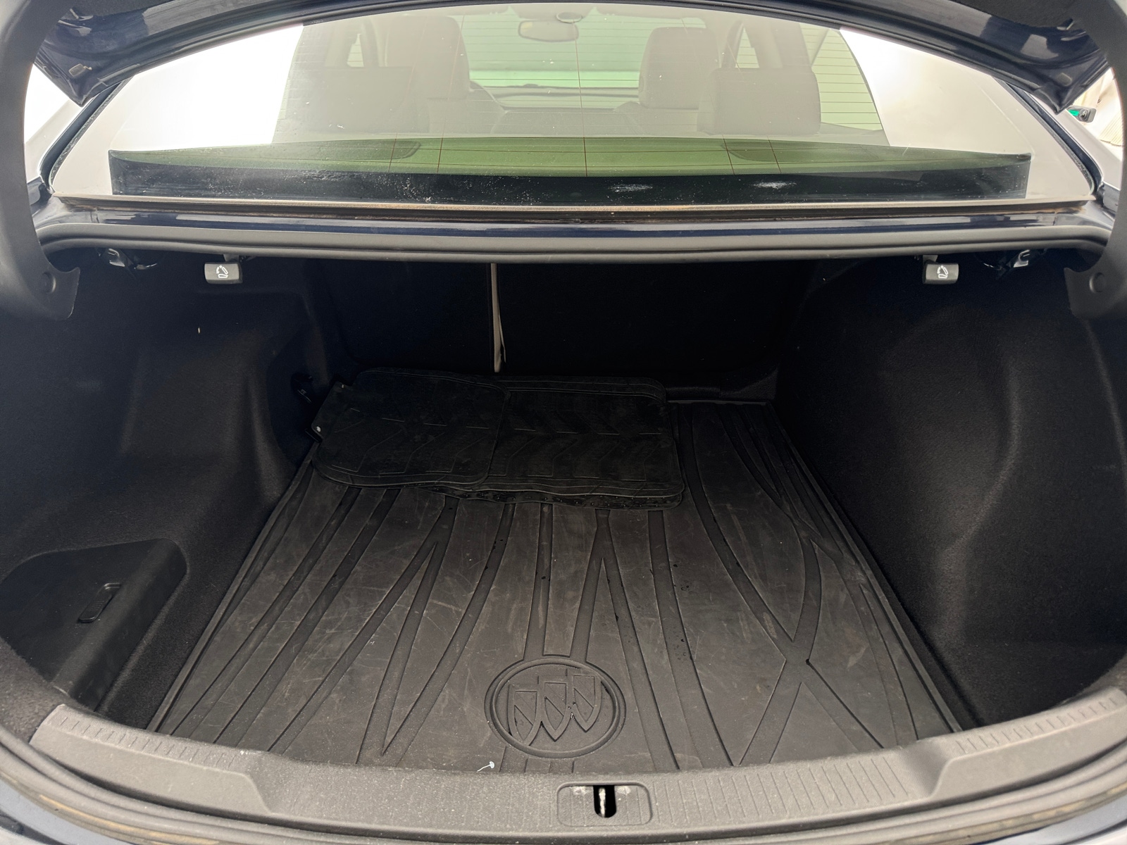 Thumbnail: 2017 Buick LaCrosse - 6