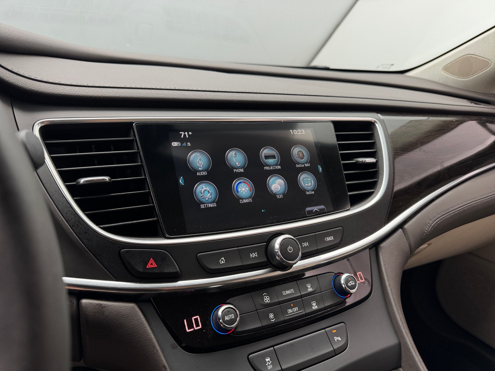 Thumbnail: 2017 Buick LaCrosse - 3