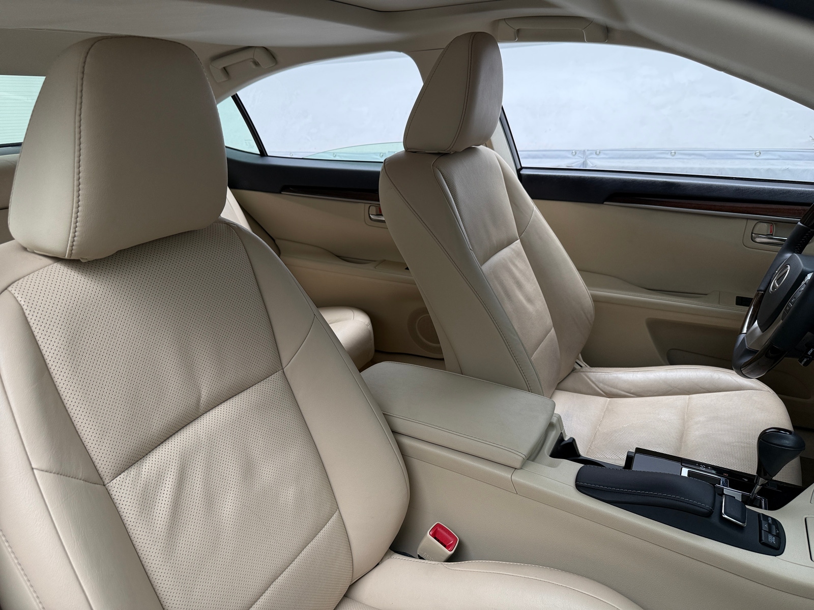 Thumbnail: 2014 Lexus ES - 2