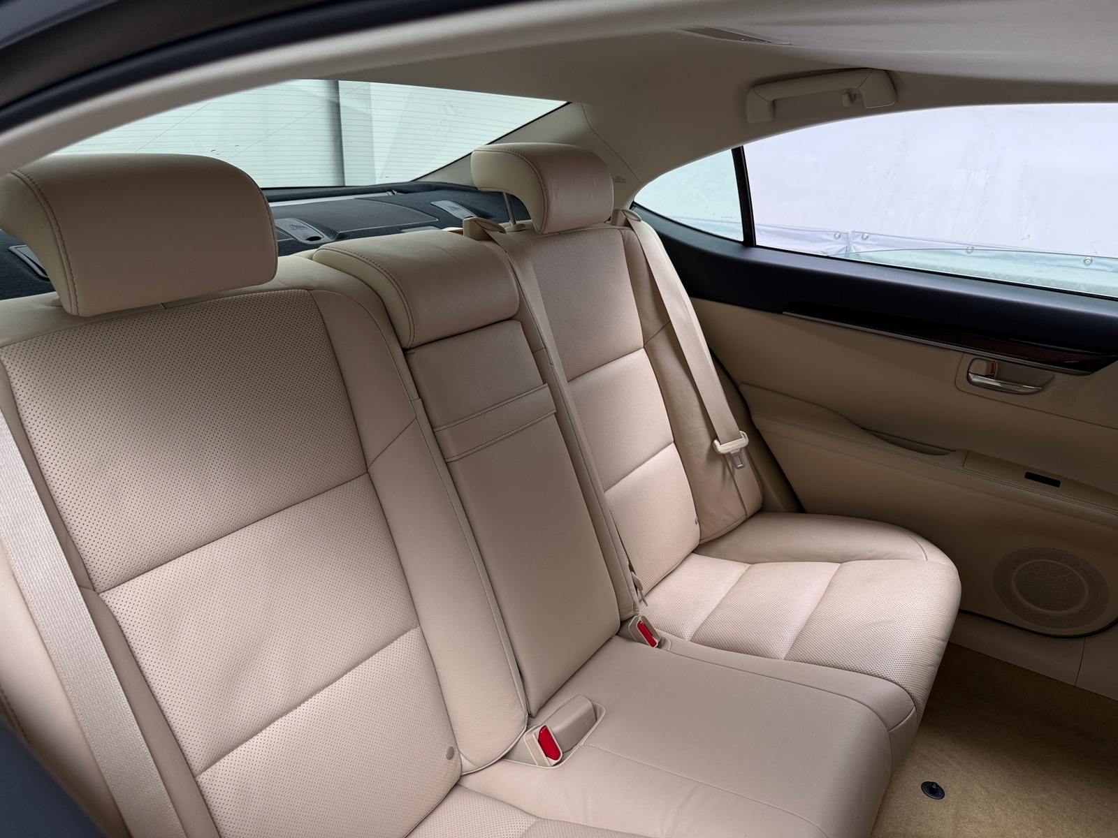Thumbnail: 2014 Lexus ES - 6