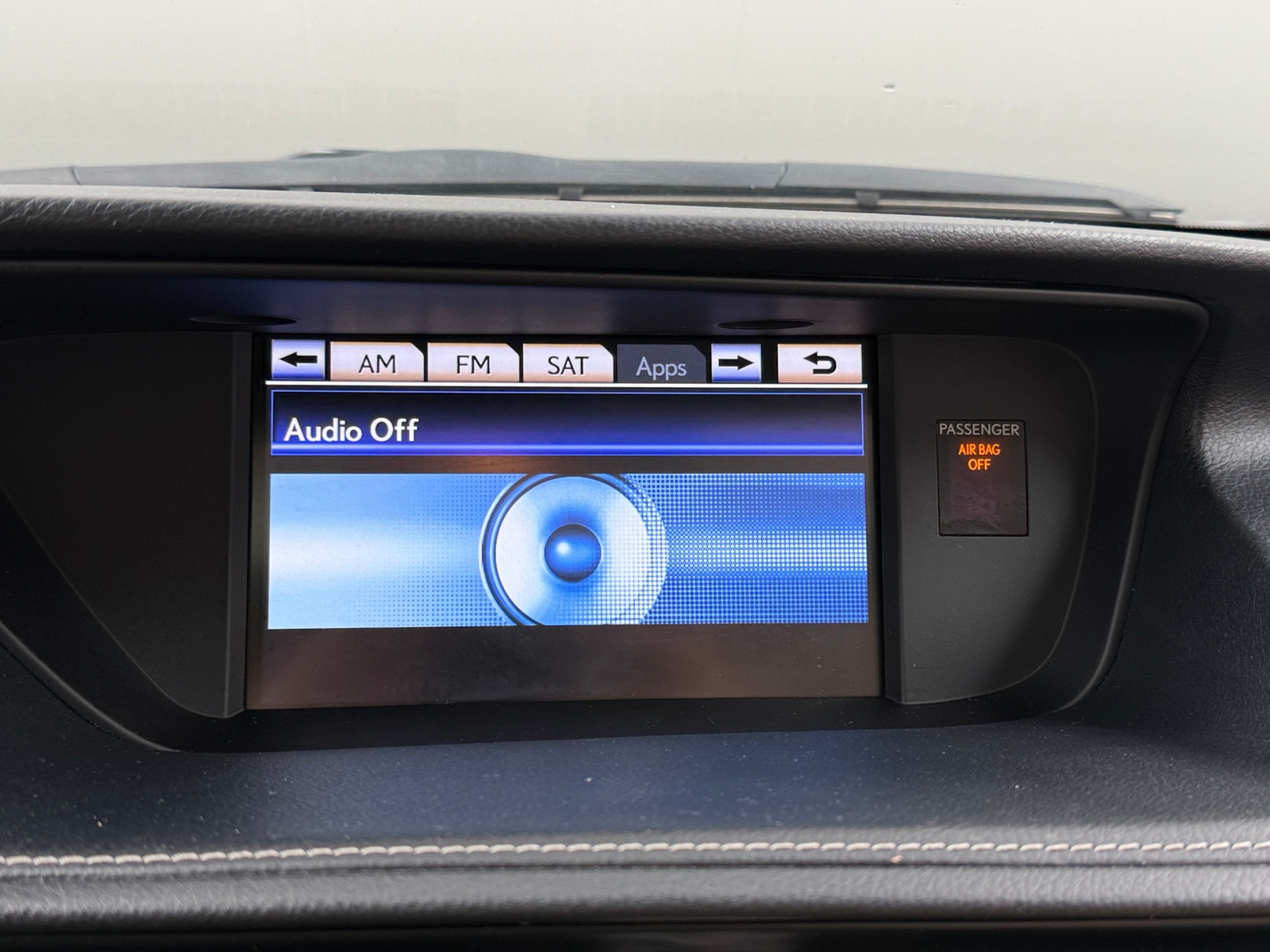 Thumbnail: 2014 Lexus ES - 4
