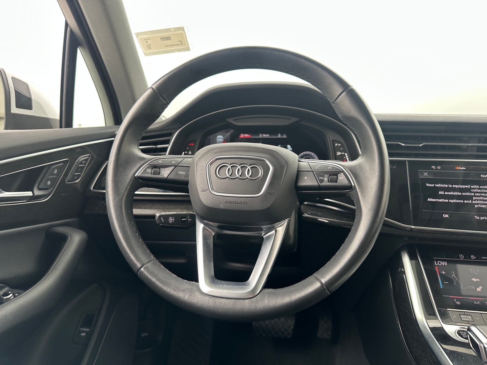 Thumbnail: 2023 Audi Q7 - 4