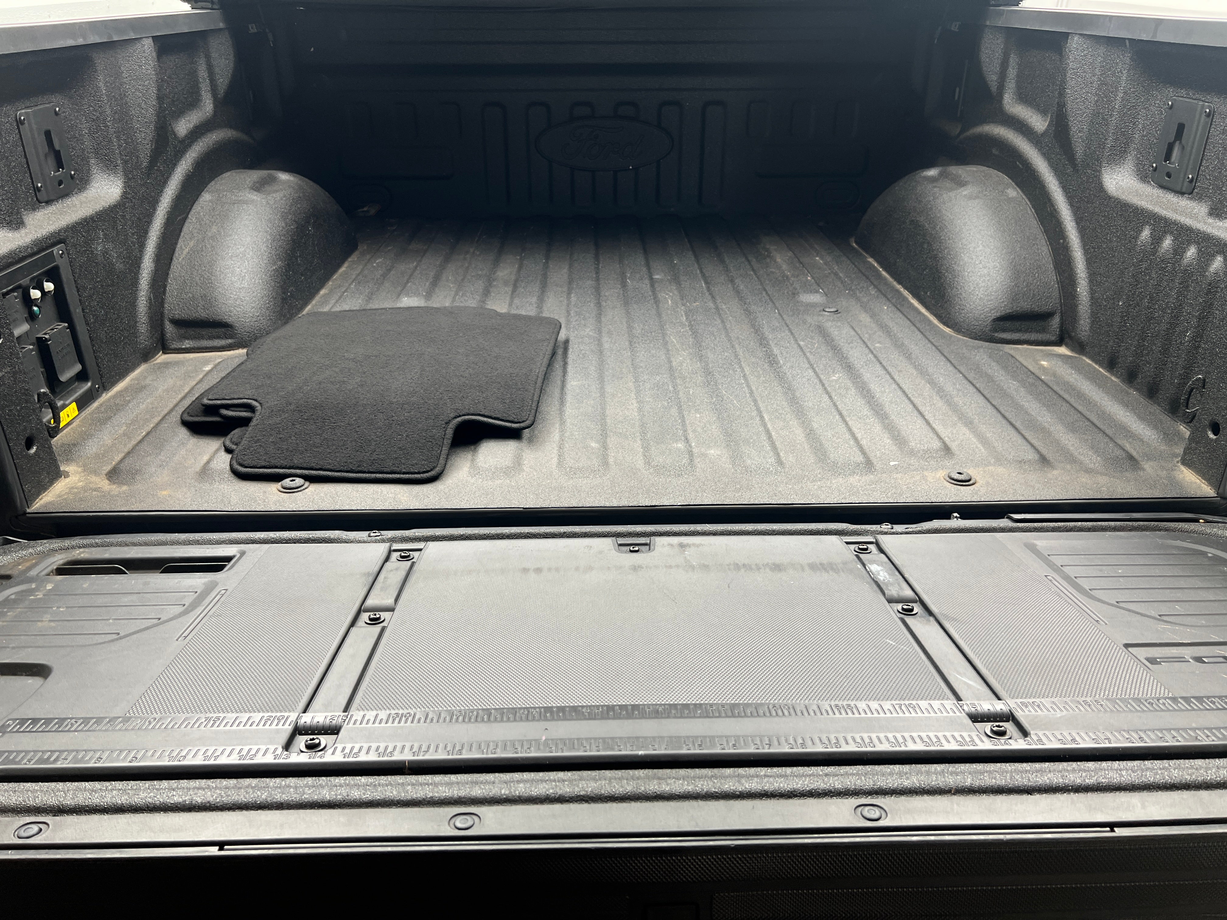 Used 2023 Ford F-150 Lightning Lariat with VIN 1FTVW1EV0PWG06579 for sale in Auburn, WA