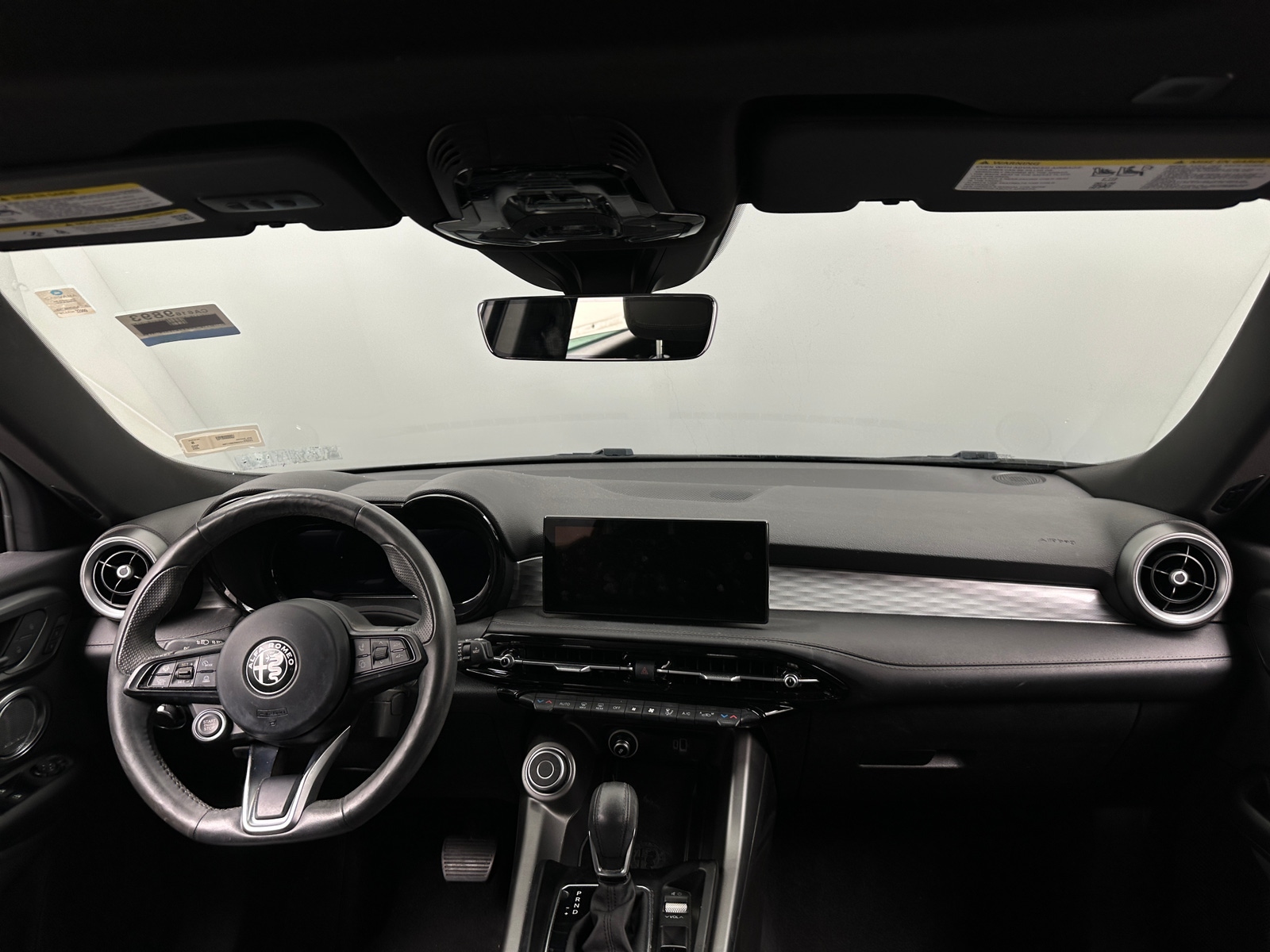 Thumbnail: 2024 Alfa Romeo Tonale - 2
