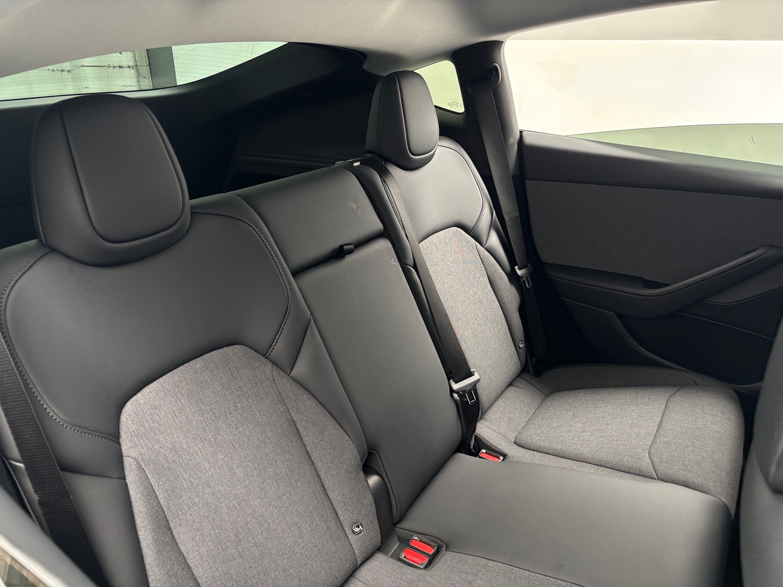 Thumbnail: 2026 Tesla Model Y - 6