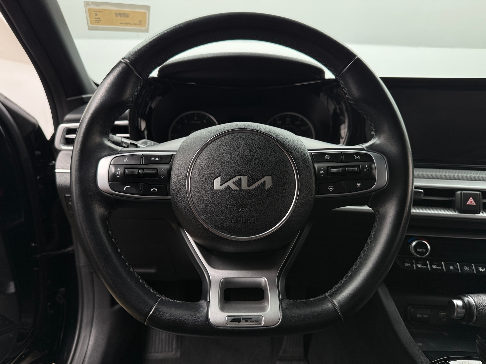Thumbnail: 2023 Kia K5 - 4
