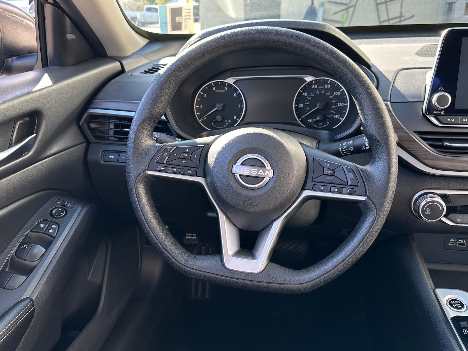 Thumbnail: 2025 Nissan Altima - 5