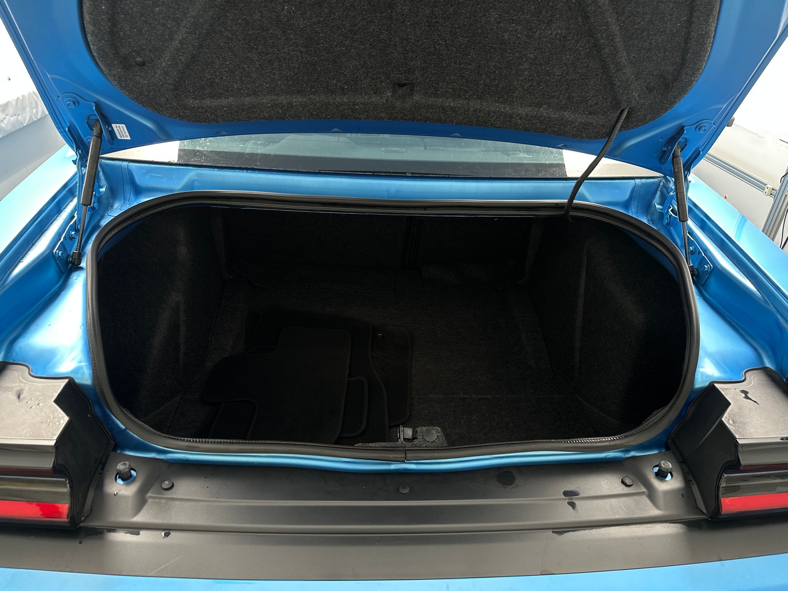 Thumbnail: 2023 Dodge Challenger - 4