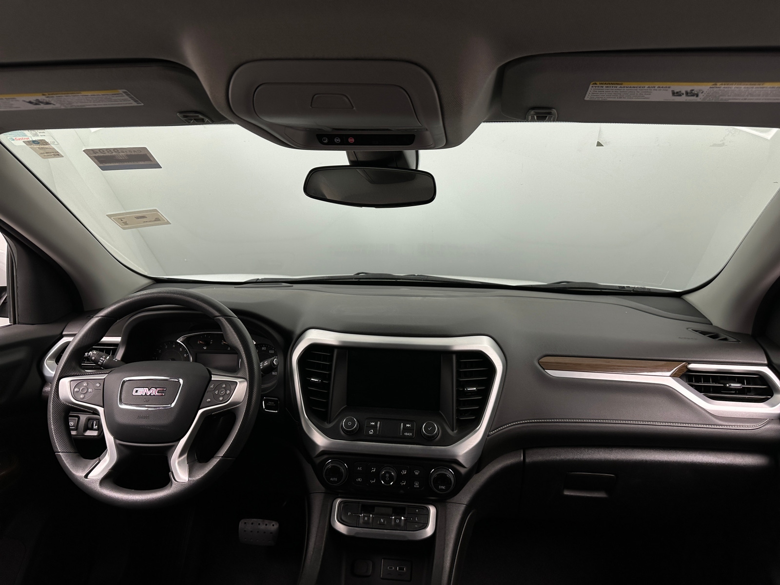 Thumbnail: 2023 GMC Acadia - 3