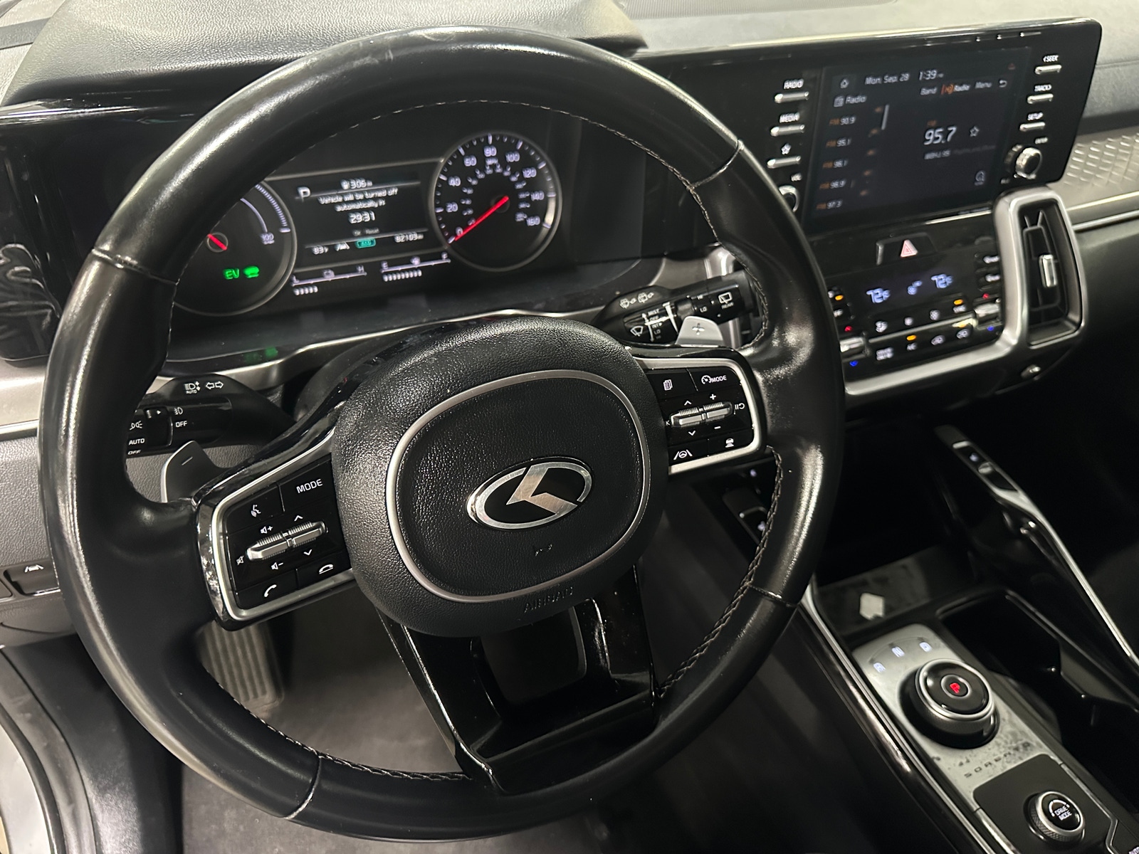 Thumbnail: 2021 Kia Sorento - 4