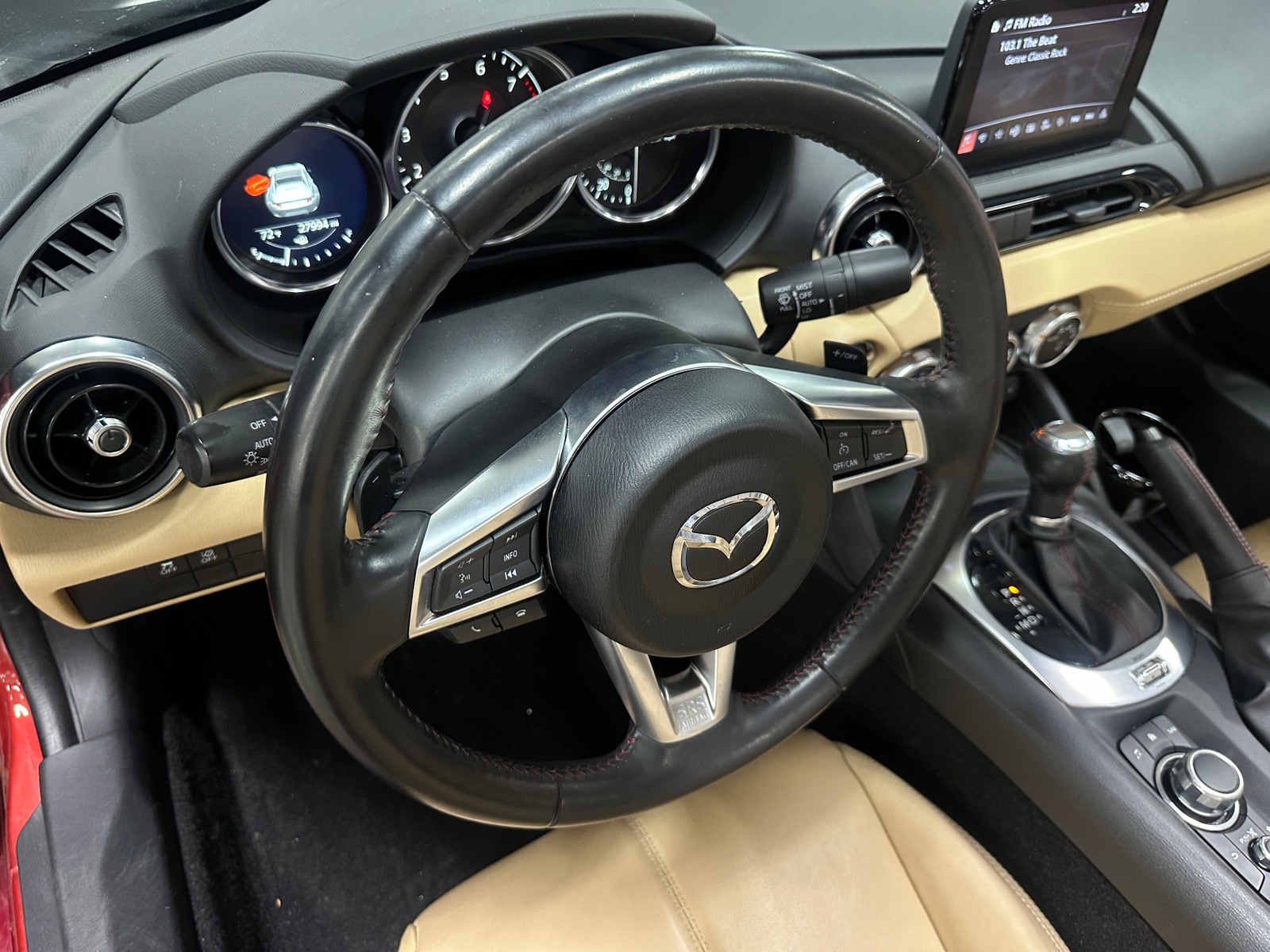 Thumbnail: 2019 Mazda MX-5 Miata - 4