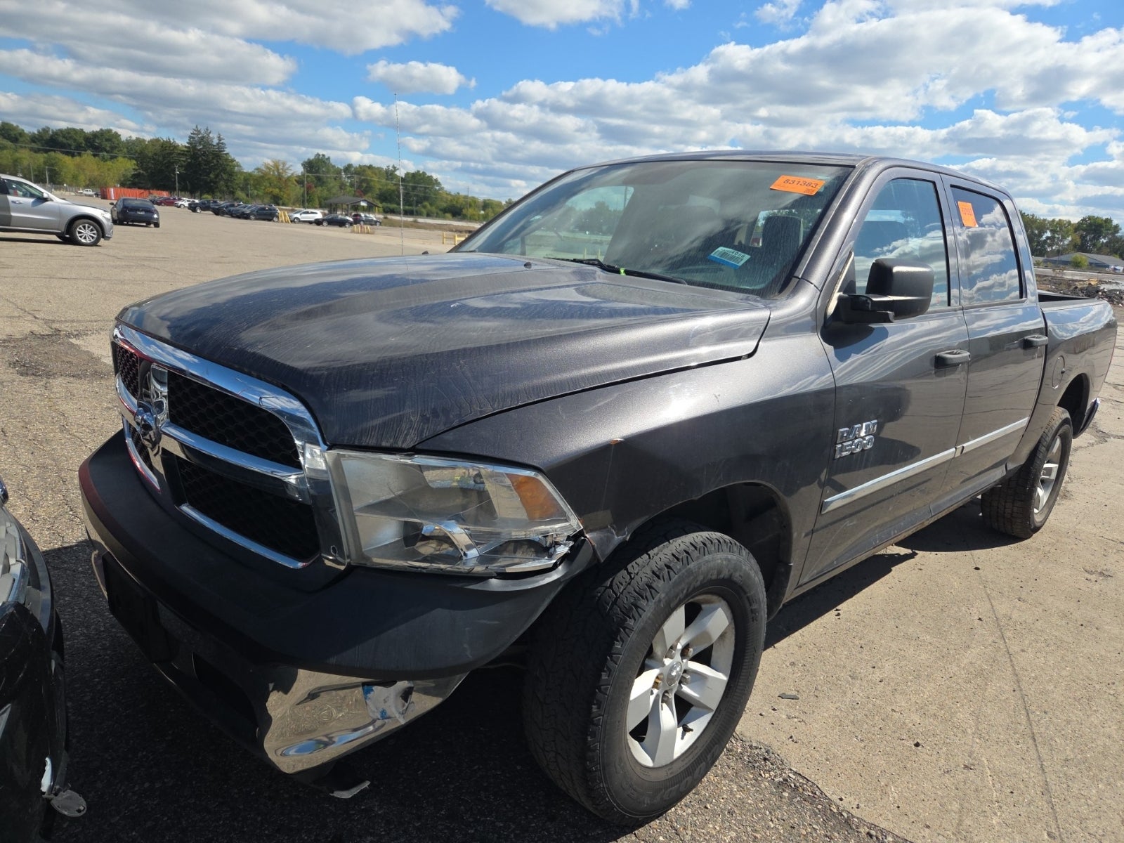 2017 Ram 1500 4WD Crew Cab 140.5" ST