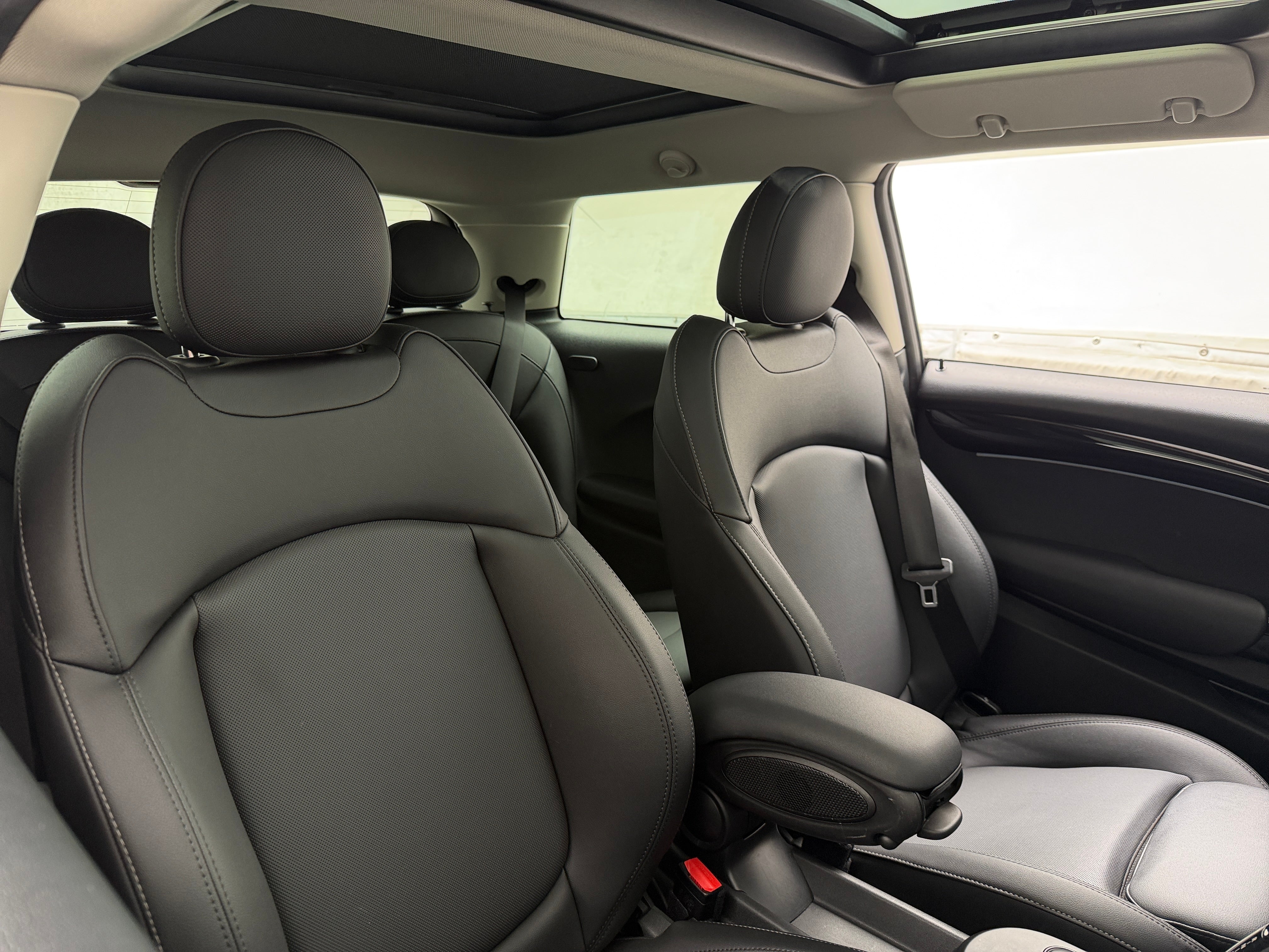 2024 MINI Hardtop 2 Door
