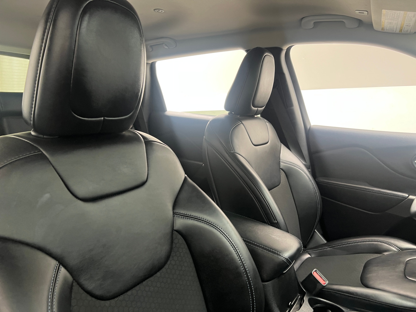Thumbnail: 2019 Jeep Cherokee - 2