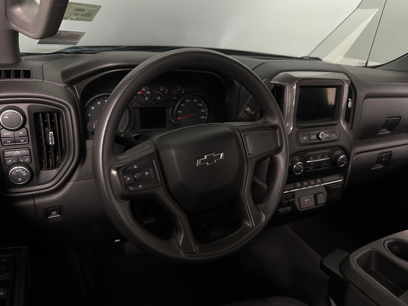 Thumbnail: 2019 Chevrolet Silverado 1500 - 5