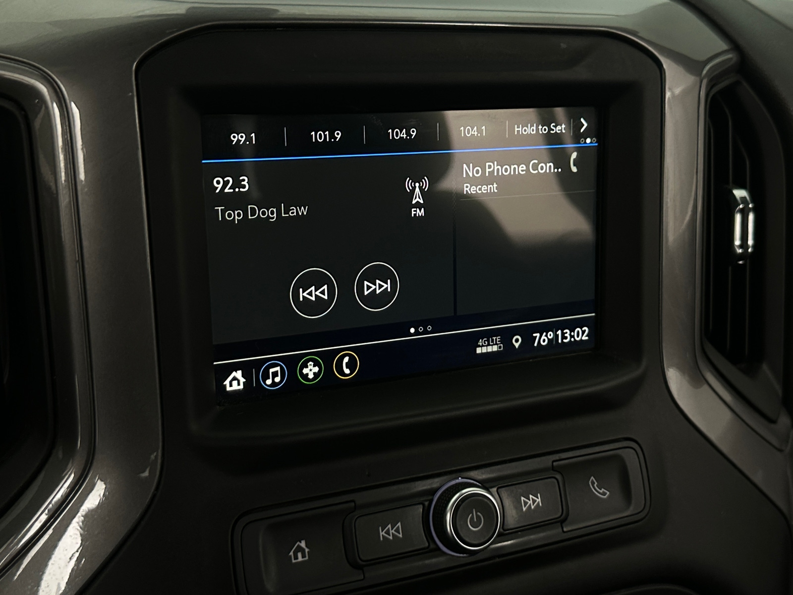 Thumbnail: 2019 Chevrolet Silverado 1500 - 4