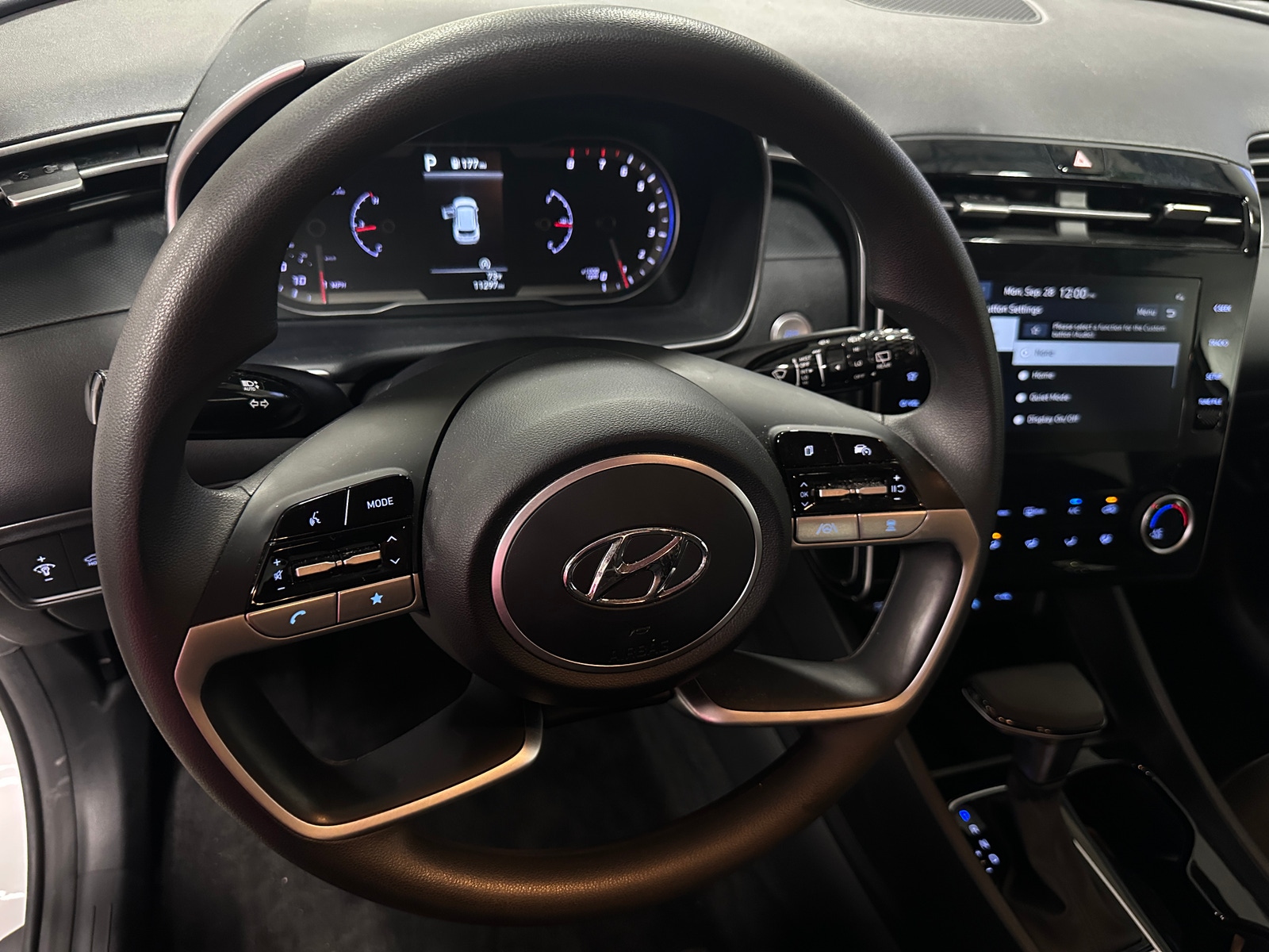 Thumbnail: 2023 Hyundai Tucson - 5