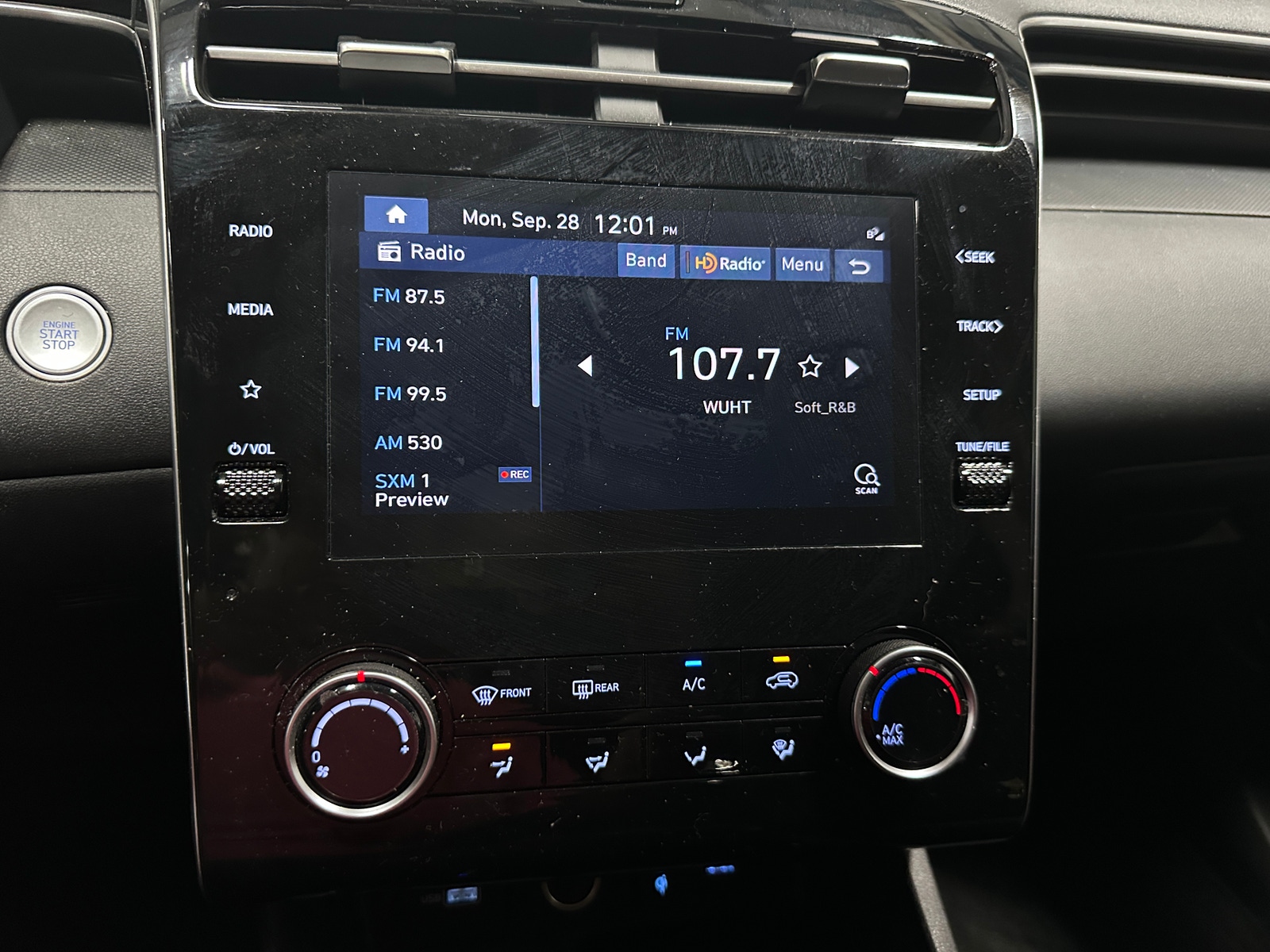 Thumbnail: 2023 Hyundai Tucson - 4