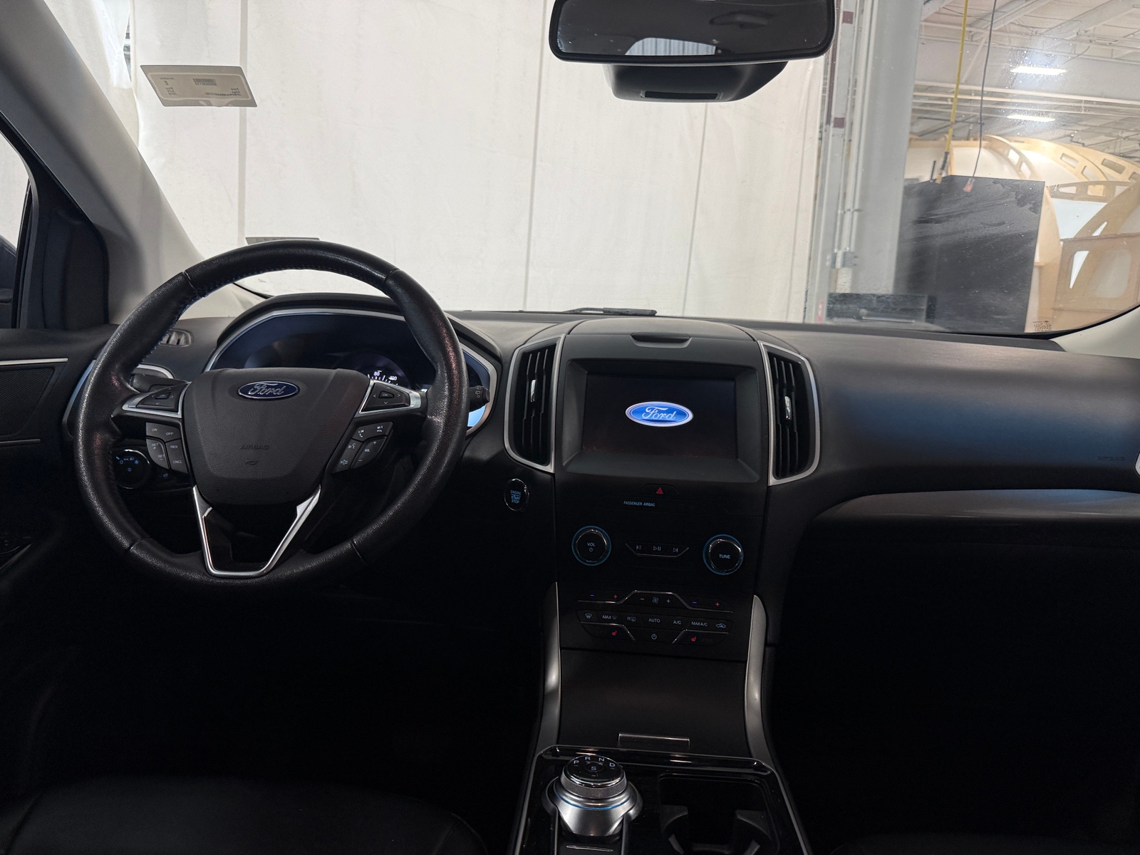 Thumbnail: 2019 Ford Edge - 2