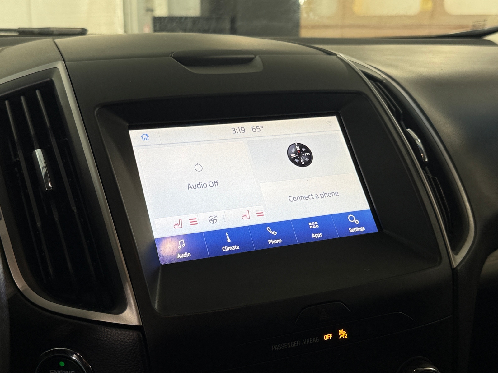 Thumbnail: 2019 Ford Edge - 3