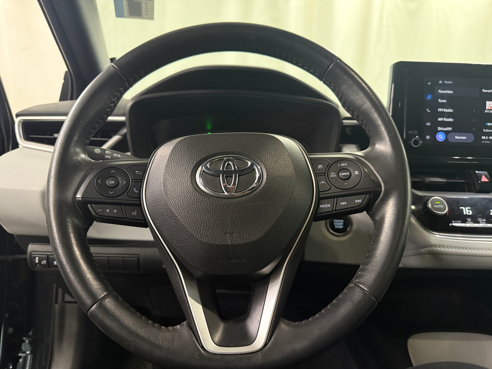 Thumbnail: 2023 Toyota Corolla - 5