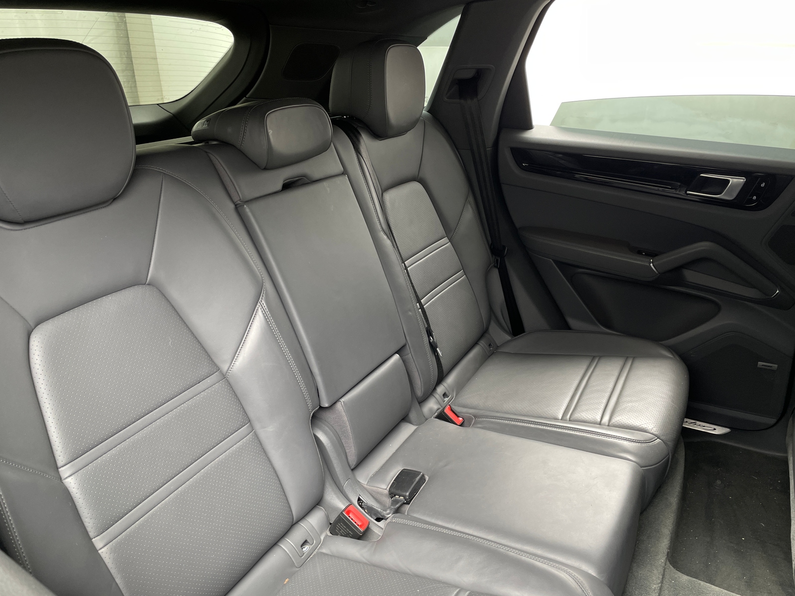 Thumbnail: 2020 Porsche Cayenne - 5