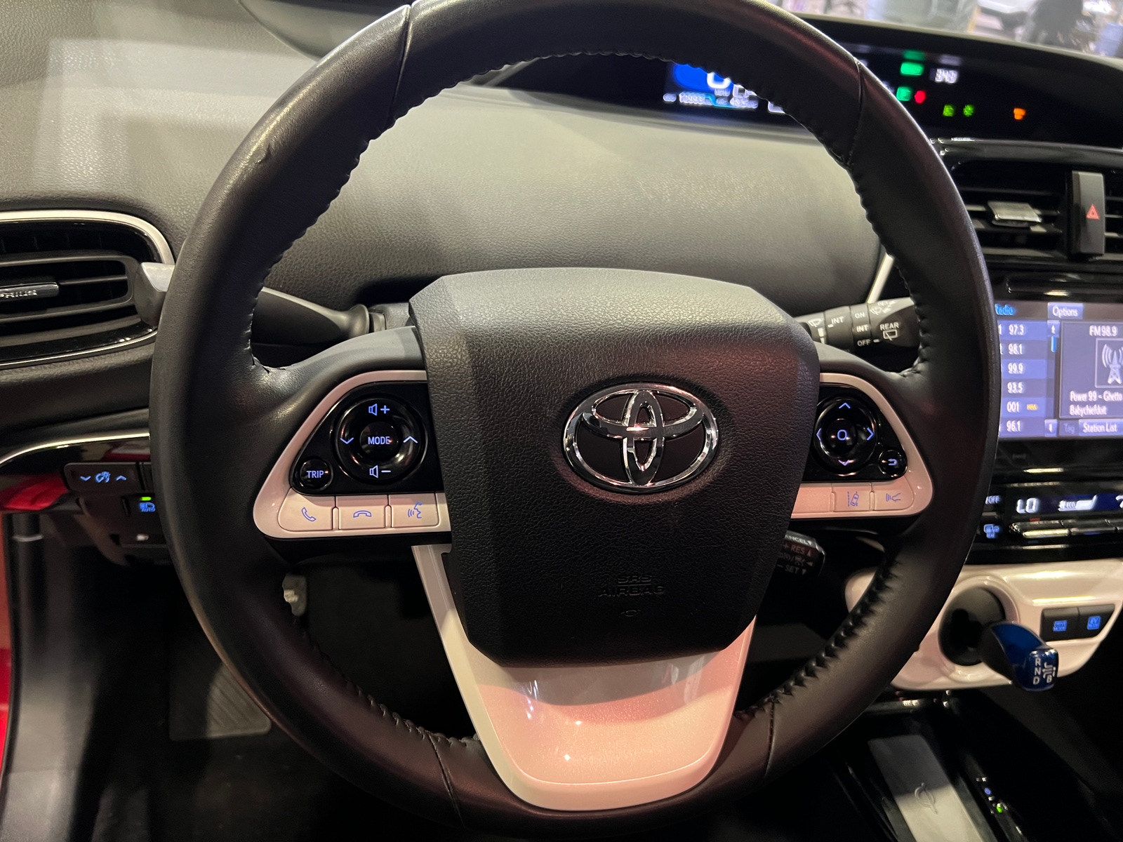 Thumbnail: 2017 Toyota Prius - 5