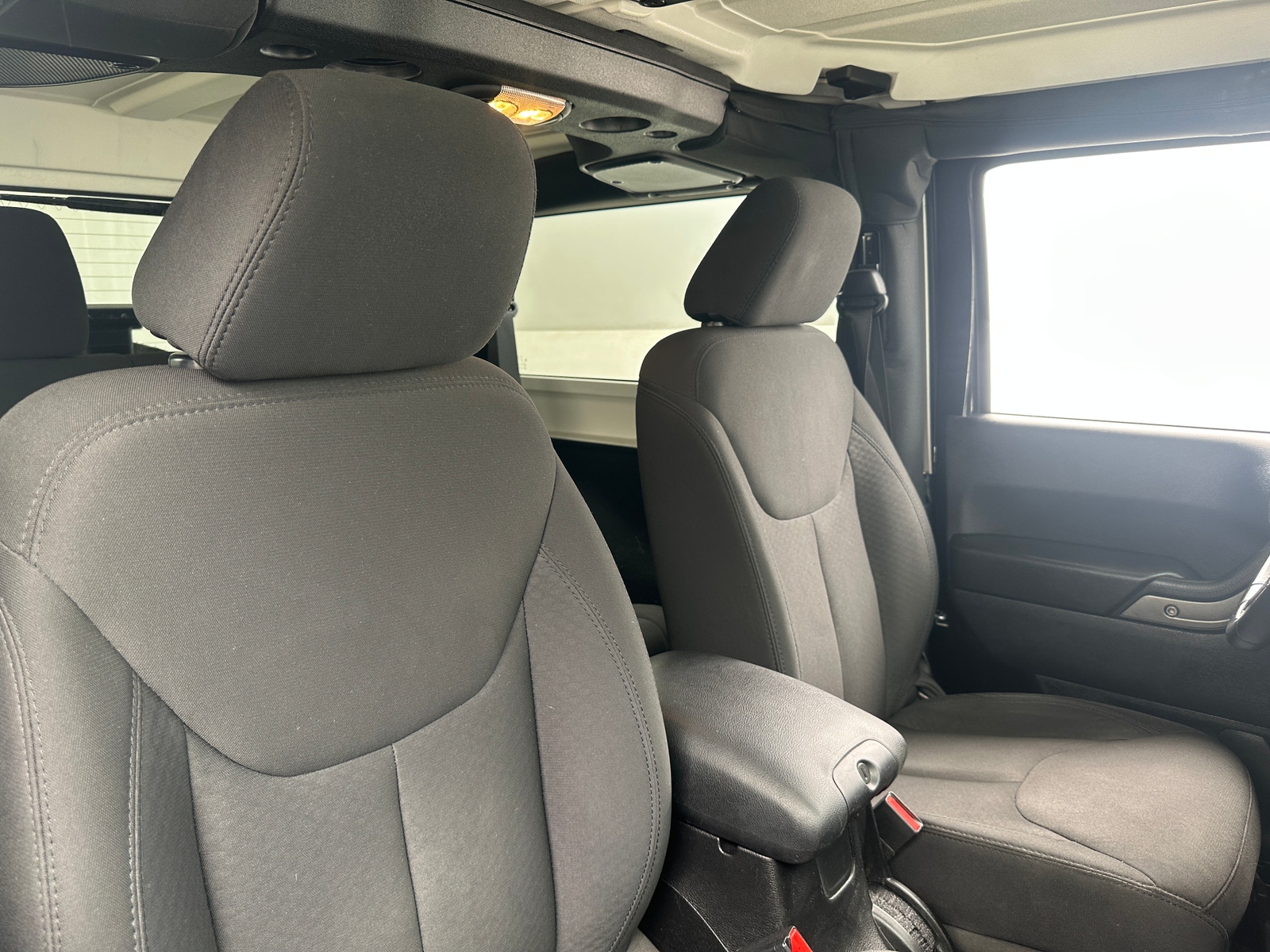 Thumbnail: 2015 Jeep Wrangler - 2