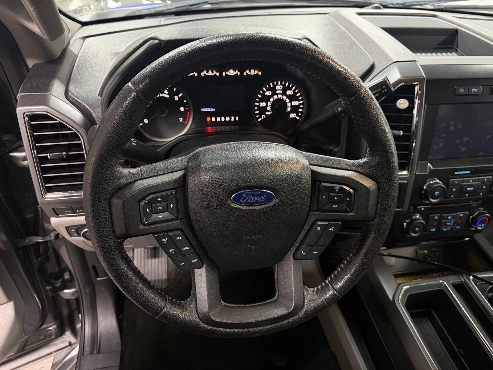 Thumbnail: 2015 Ford Econoline - 5
