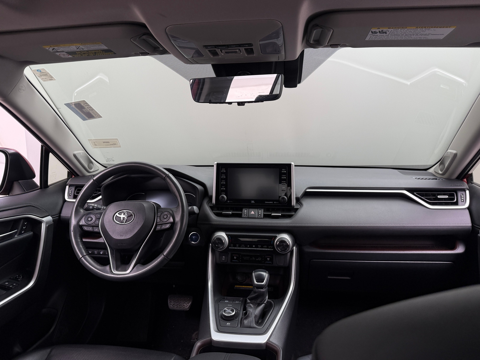 Thumbnail: 2020 Toyota RAV4 - 3