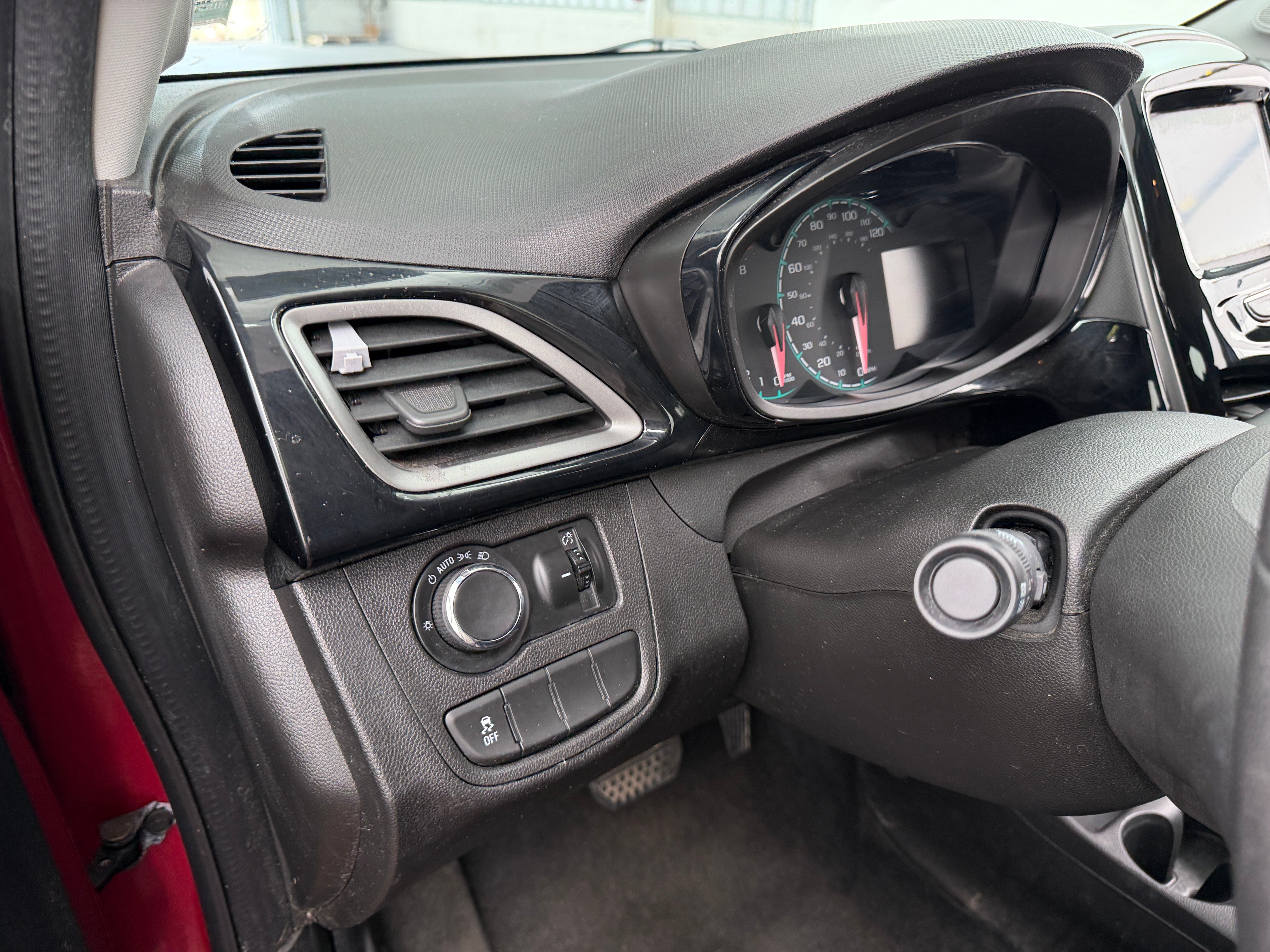 Used 2020 Chevrolet Spark 1LT with VIN KL8CD6SA2LC443224 for sale in Pewaukee, WI