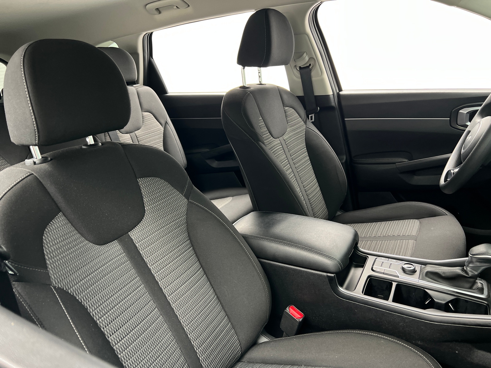 Thumbnail: 2023 Kia Sorento - 2