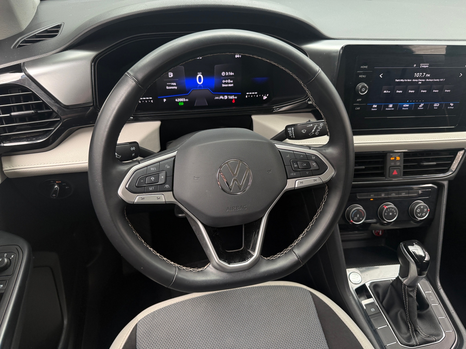 Thumbnail: 2025 Volkswagen Taos - 5