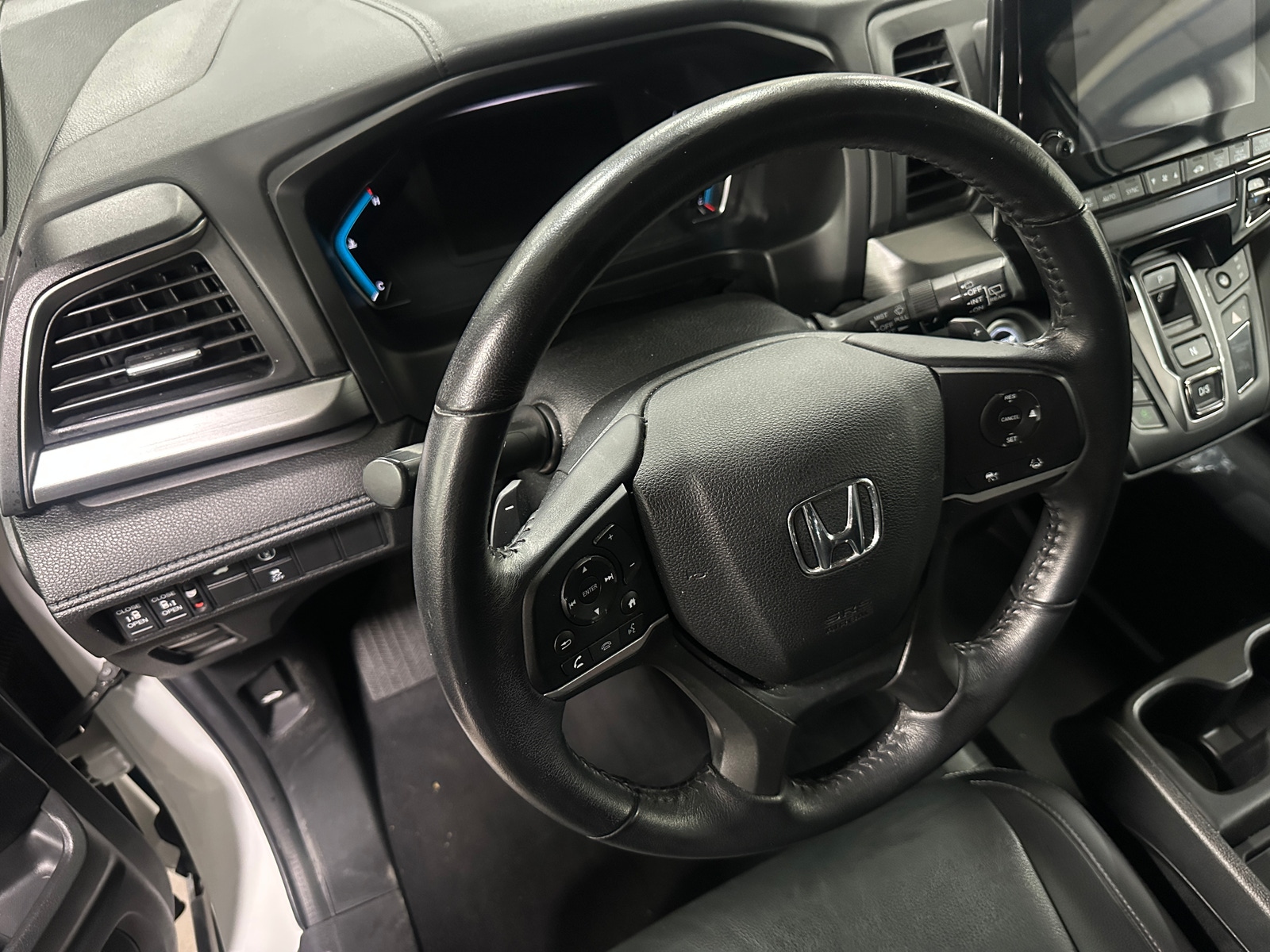 Thumbnail: 2021 Honda Odyssey - 4