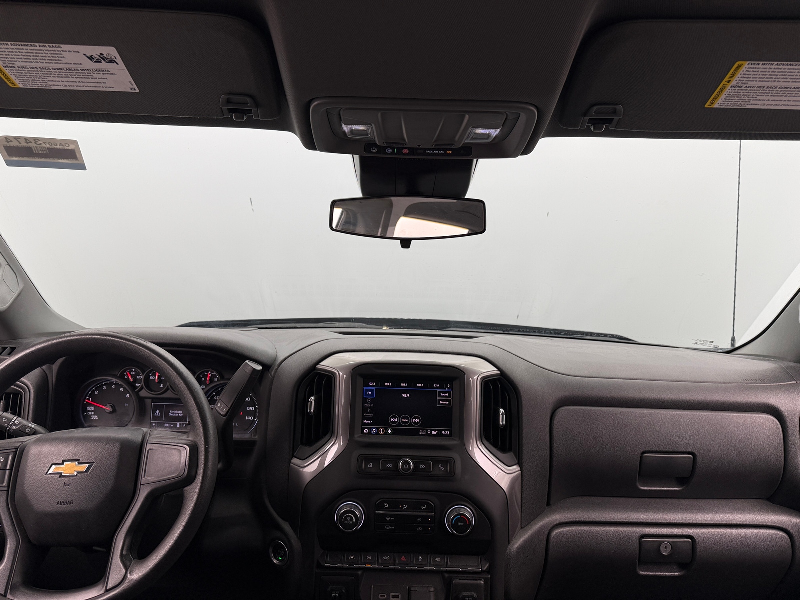 Thumbnail: 2022 Chevrolet Silverado 1500 - 3