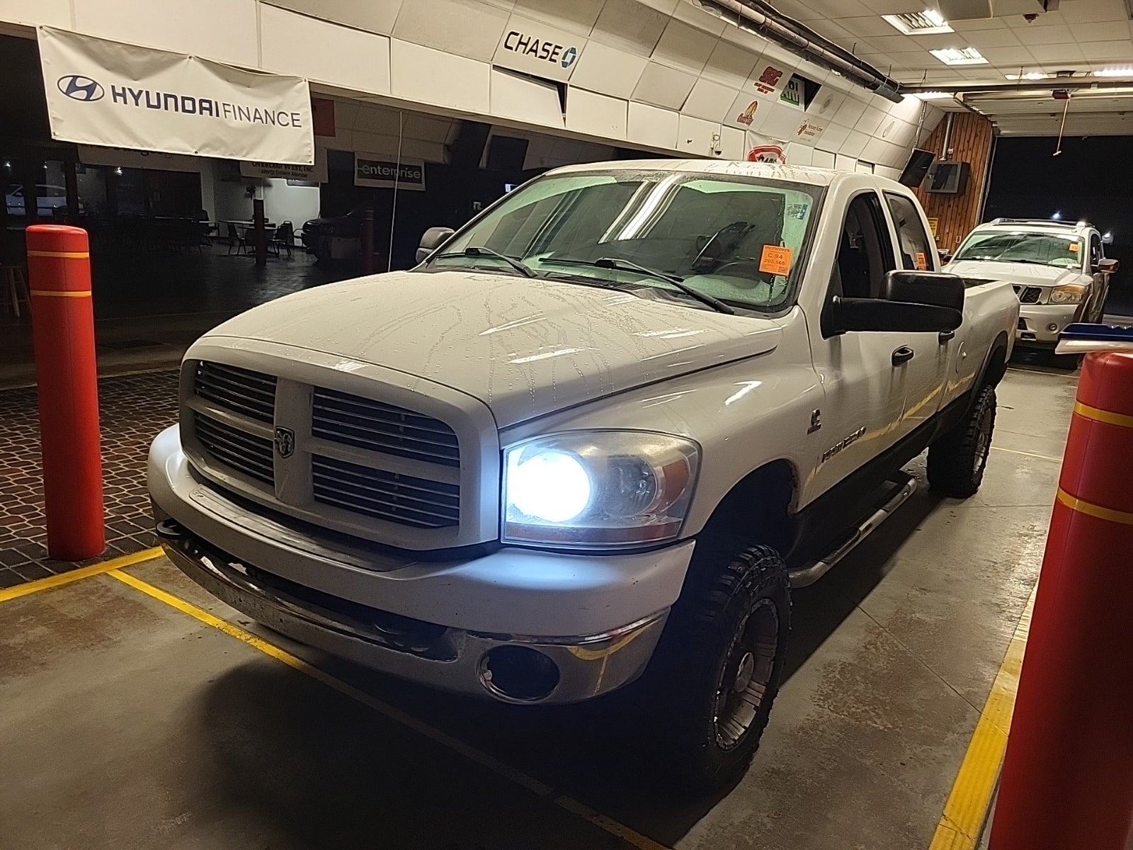 2006 Dodge Ram 3500 4dr Quad Cab 160.5" DRW 4WD SLT