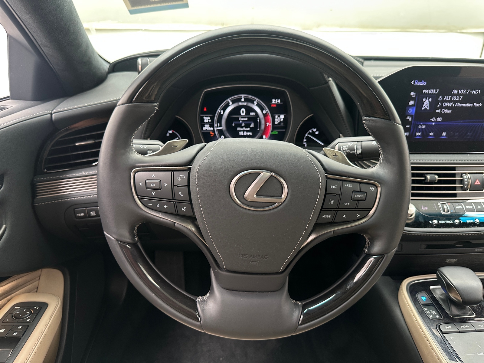 Thumbnail: 2021 Lexus LS - 4