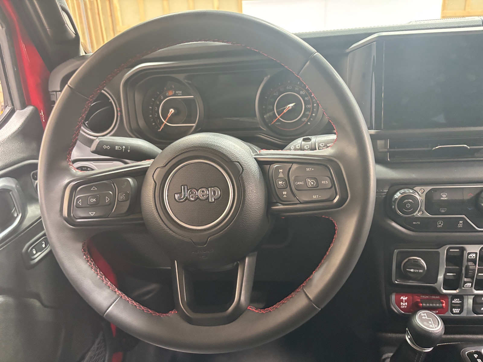 Thumbnail: 2024 Jeep Wrangler - 5