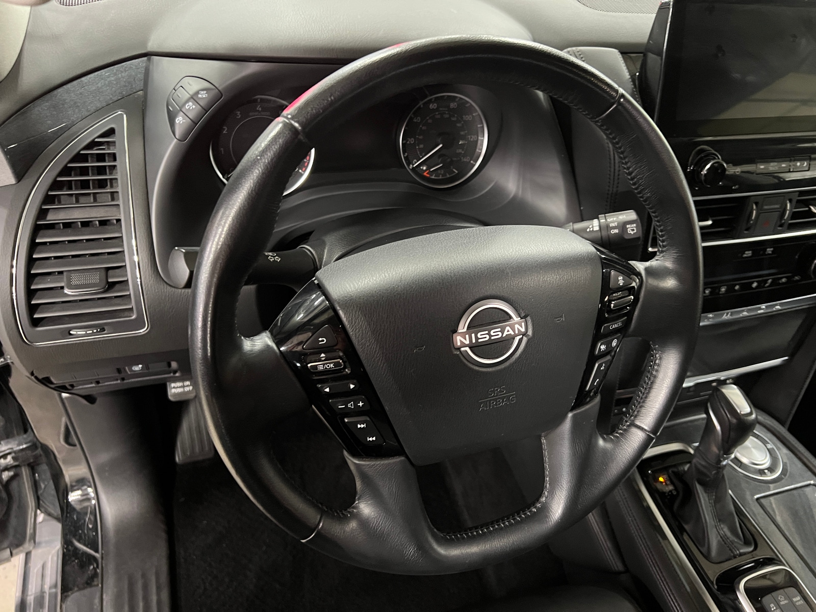 Thumbnail: 2024 Nissan Armada - 4