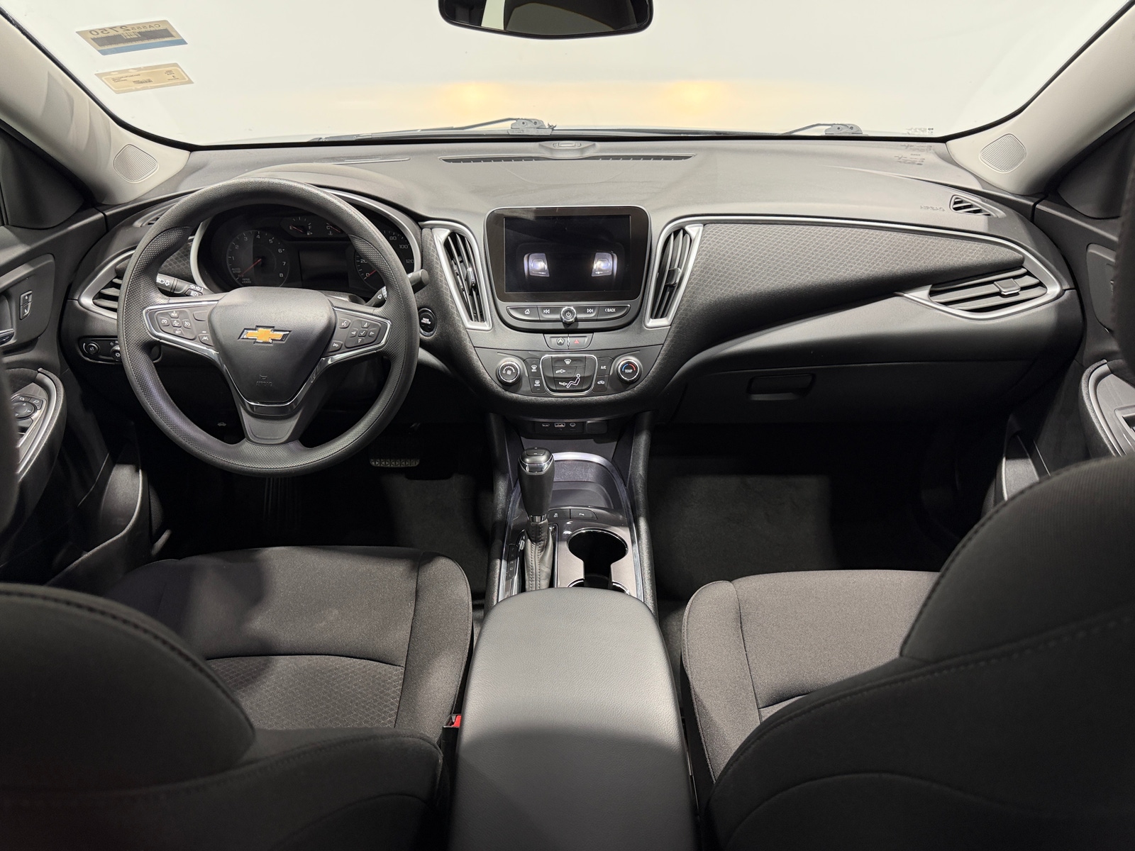 Thumbnail: 2020 Chevrolet Malibu - 3