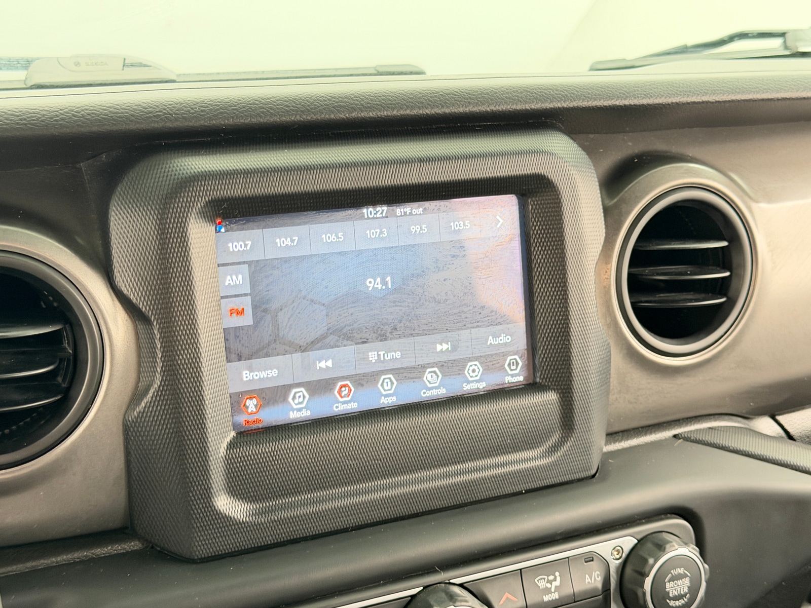 Thumbnail: 2023 Jeep Wrangler - 4