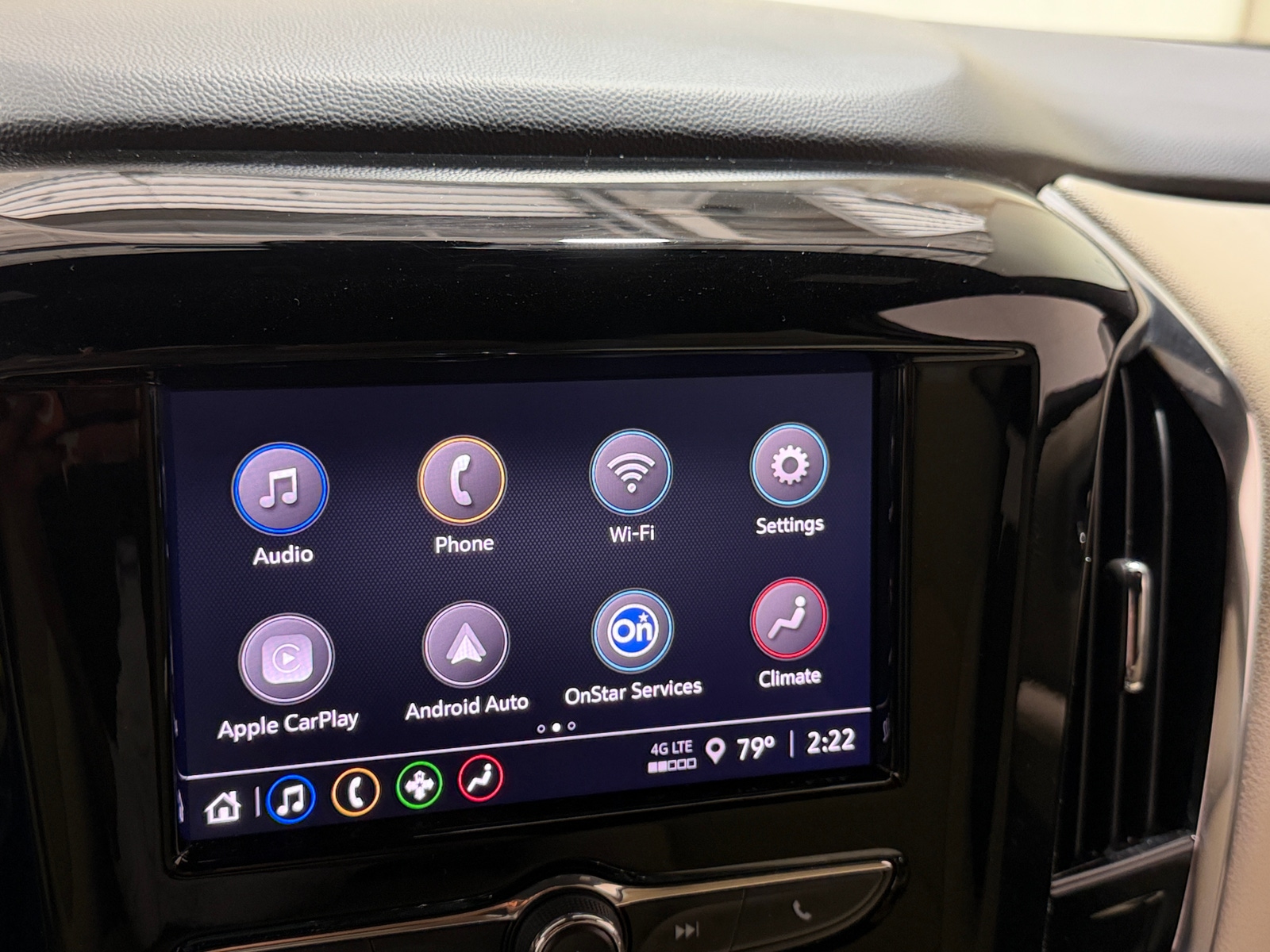 Thumbnail: 2023 Chevrolet Traverse - 4