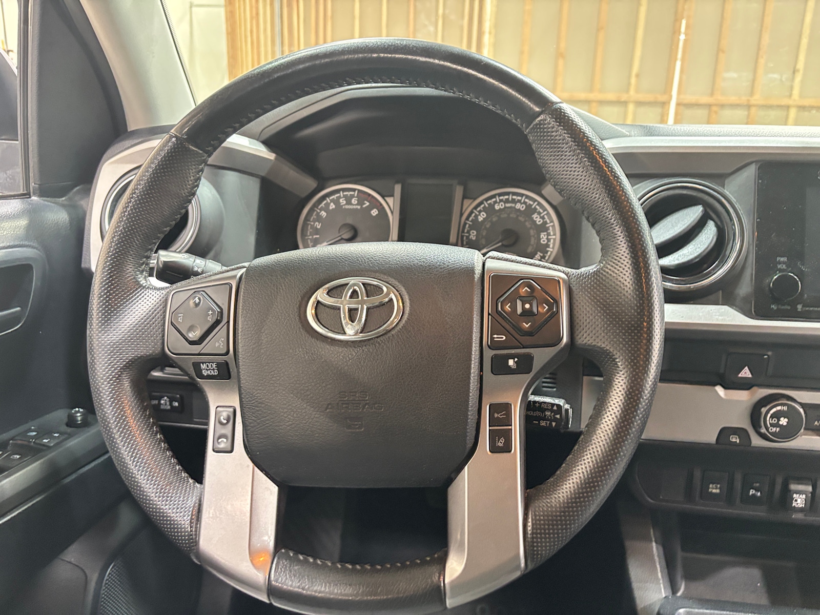 Thumbnail: 2019 Toyota Tacoma - 5