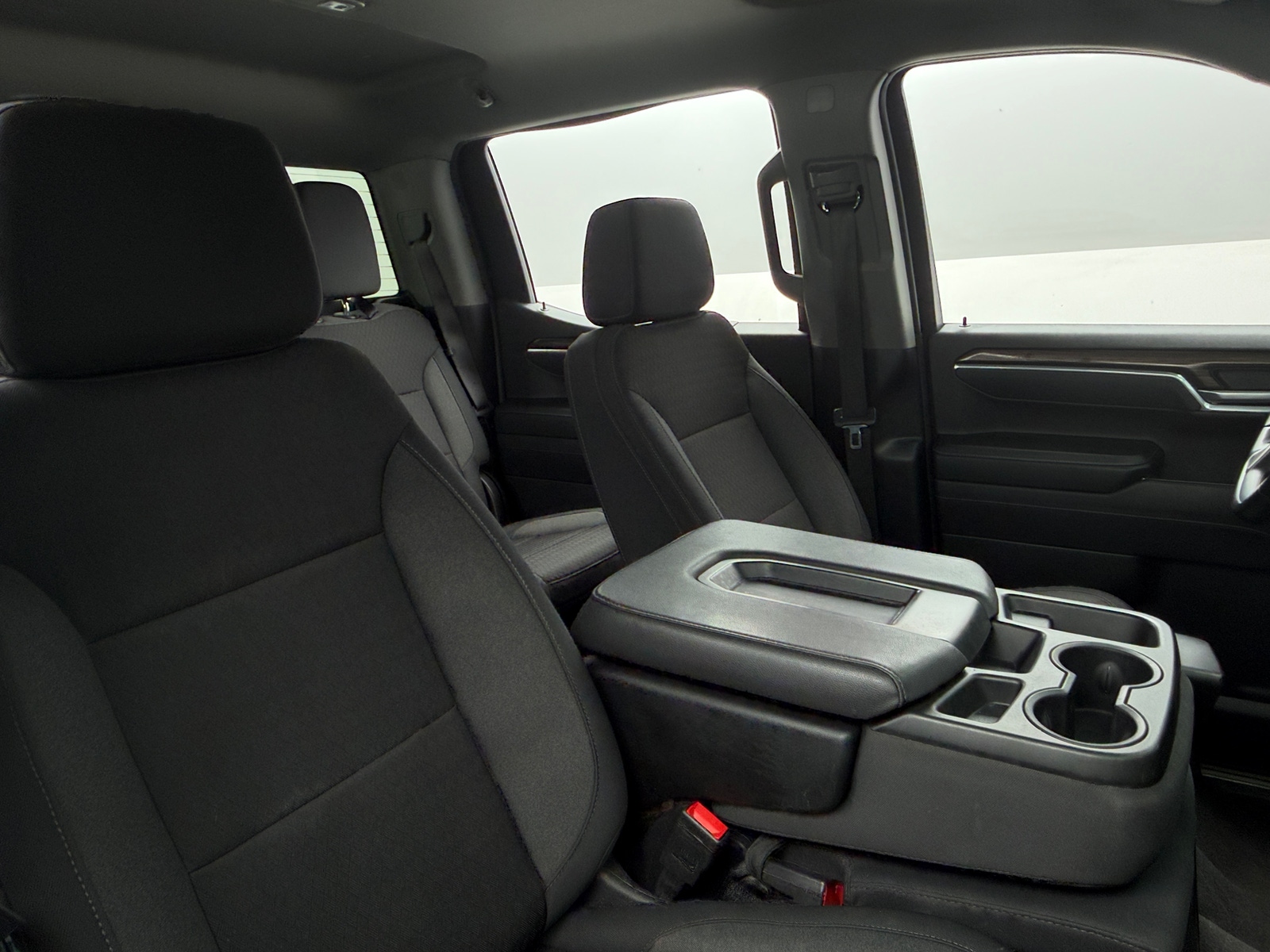Thumbnail: 2025 Chevrolet Silverado 1500 - 2
