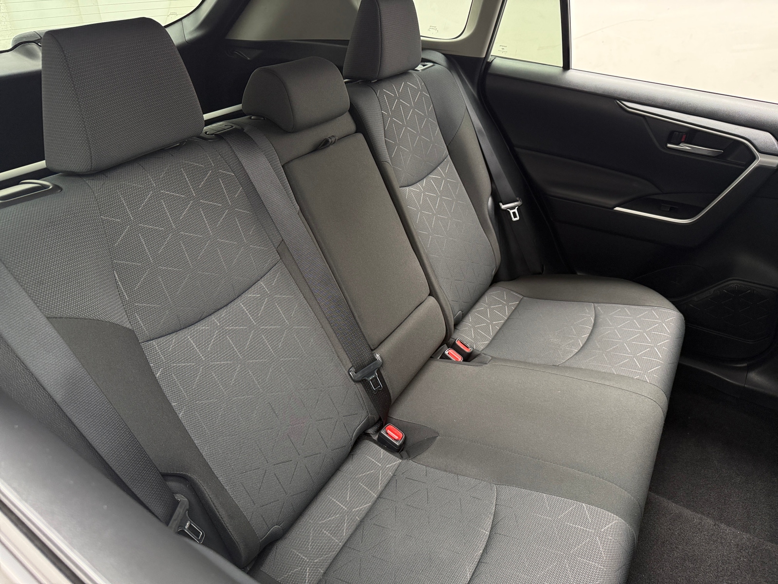 Thumbnail: 2025 Toyota RAV4 - 6