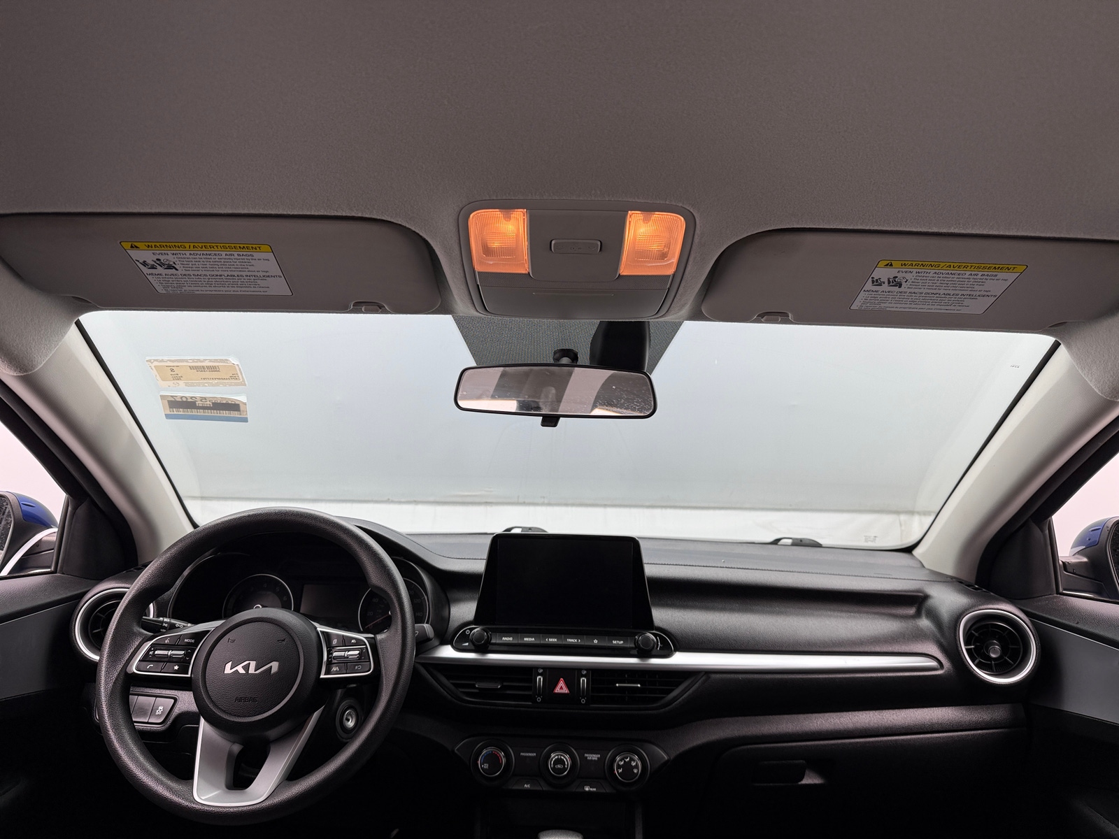 Thumbnail: 2023 Kia Forte - 3