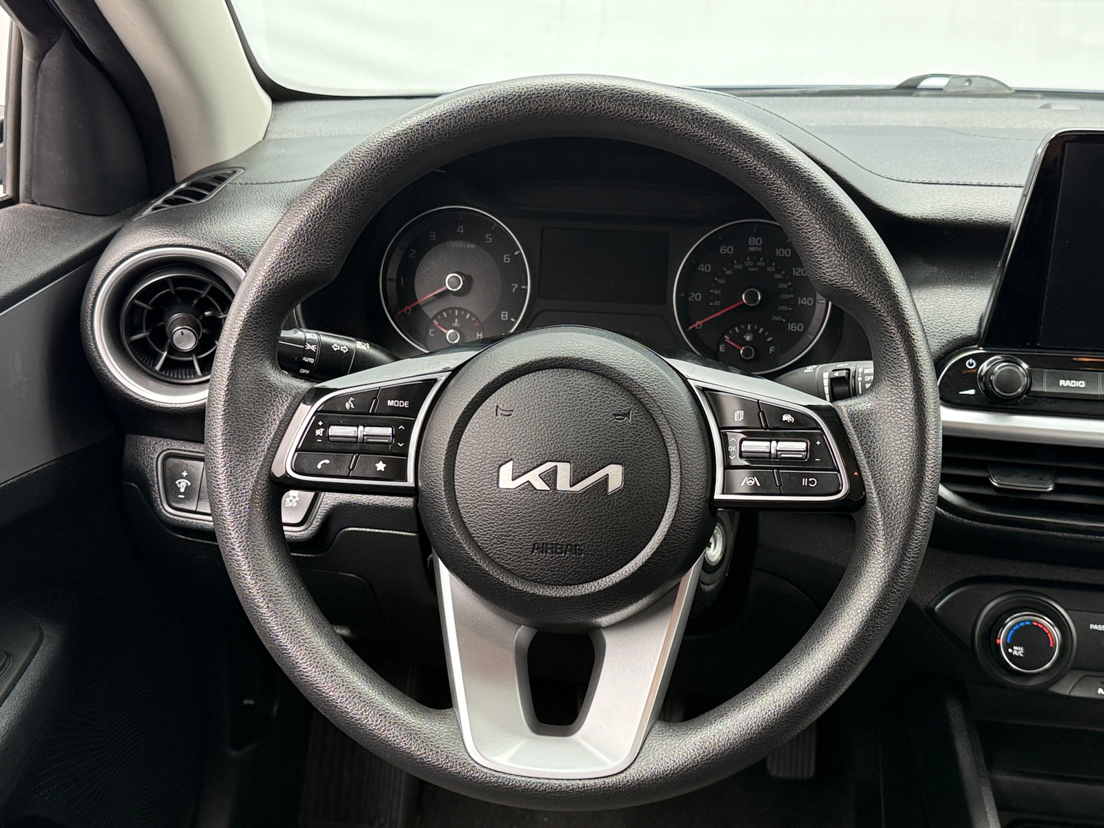 Thumbnail: 2023 Kia Forte - 5