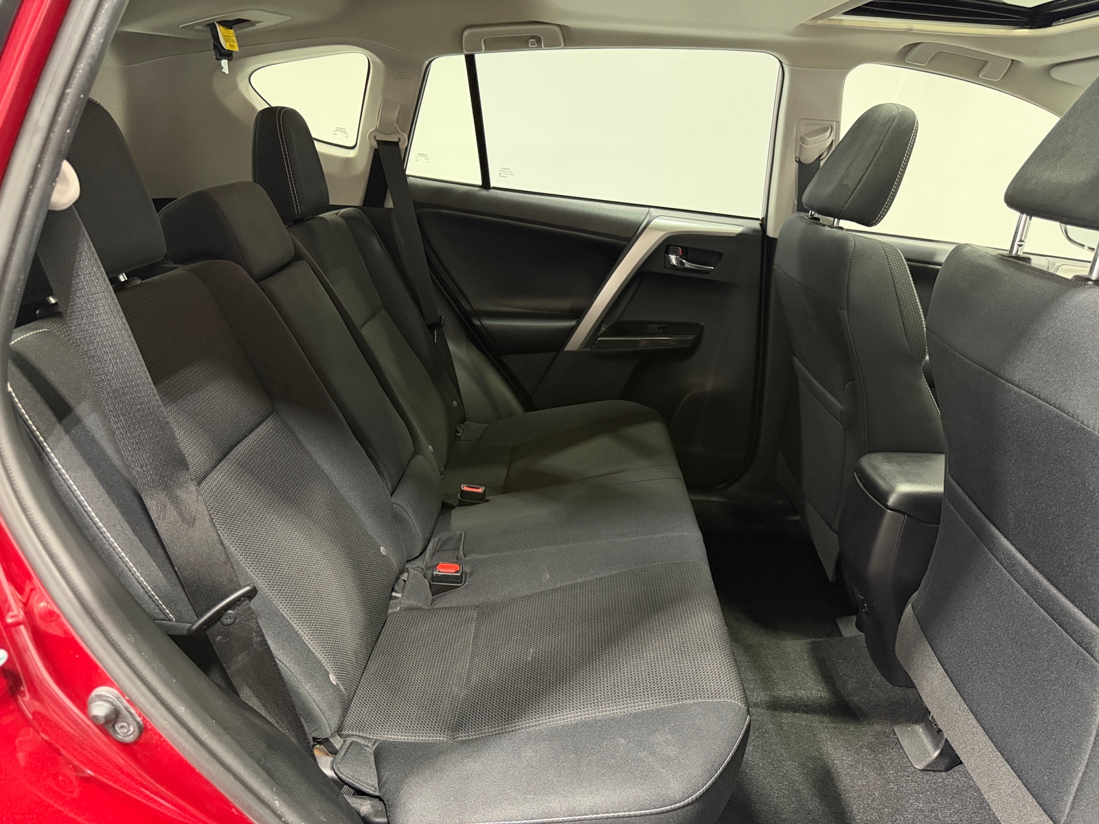 Thumbnail: 2018 Toyota RAV4 - 6