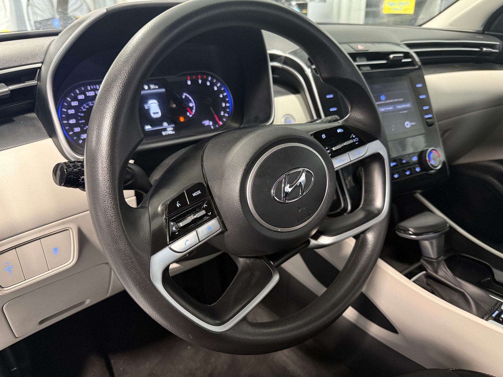 Thumbnail: 2022 Hyundai Tucson - 5